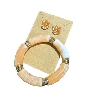 Peaches and Beads Acrylic Bracelet and Floral Earrings